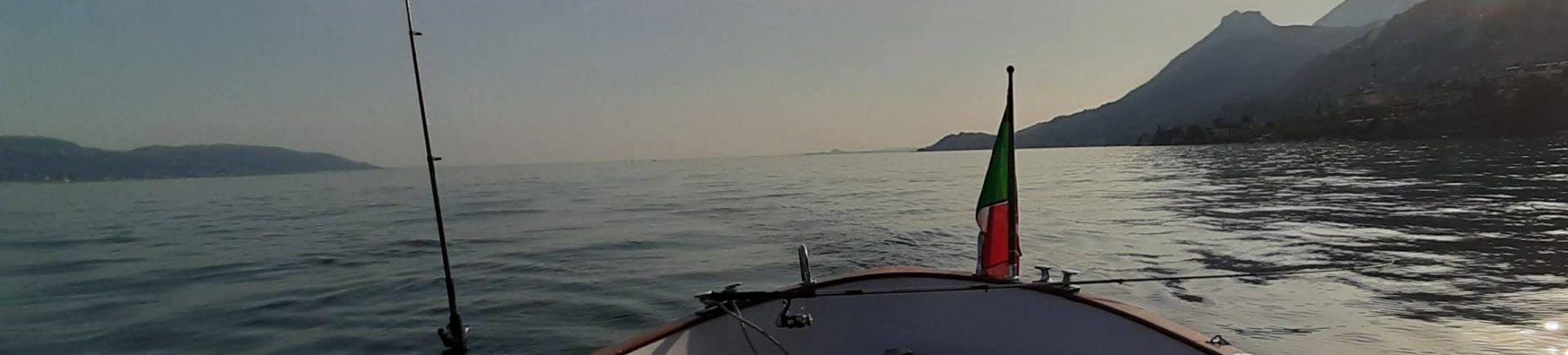 Visit lake Garda by boat